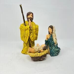 VTG Handmade Papier Mache Nativity Set Creche Colorful Rustic Retro Christmas
